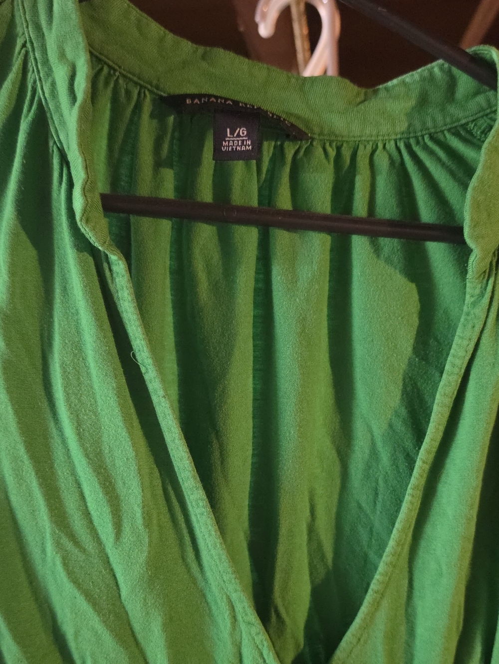 Banana Republic Late Y2K Emerald Green Sleeveless Shirt With Small Collar